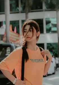 Meet the Rising Star: Thai Nguyen Beauty Captivating VTV Audiences - image 10