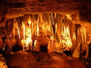 Exploring the Most Beautiful Cave in the Middle East: A Geological Wonder - image 8