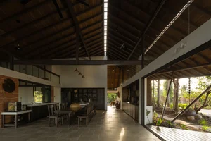 Stunning 500m2 Garden House Hidden Under Green Tree Canopies - image 3