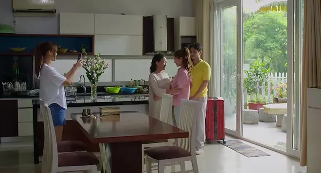 Minh Yeu Nhau Binh Yen Thoi Episode 102: Duc Anh’s Heartwarming Family Reunion