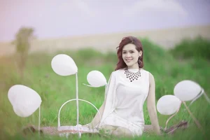 Premium 4K Aesthetic Girl Wallpapers and High Resolution Portrait Collection 2026 - image 4