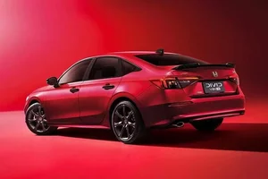Honda Civic e:HEV S+ SHIFT Coming to Thailand: Will It Launch in Vietnam? - image 3