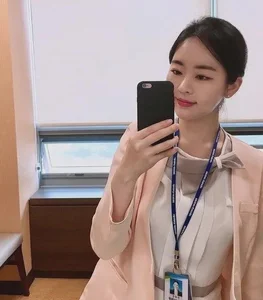 Flawless Fitness: Meet the South Korean Nurse Captivating the Internet - image 6