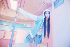 Rosé of BlackPink and Rookie Group ILLIT Mesmerize K-Pop Fans with Stunning Visuals - image 22