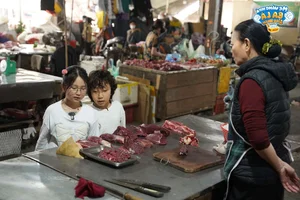 The Return of Superman 2026 Episode 1: Tuan Hung and Dang Khoi’s Solo Dad Journey - image 0