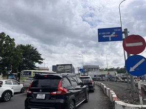 Traffic Chaos: Scenes from Dong Nai Gateways on the First Day of September 2nd Holiday - image 8