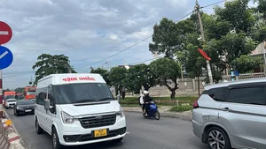 Traffic Chaos: Scenes from Dong Nai Gateways on the First Day of September 2nd Holiday - image 6
