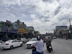 Traffic Chaos: Scenes from Dong Nai Gateways on the First Day of September 2nd Holiday - image 5