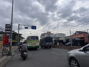 Traffic Chaos: Scenes from Dong Nai Gateways on the First Day of September 2nd Holiday - image 2