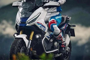New 2026 Honda X-ADV Adventure Scooter: Rugged Design Meets Premium Performance for the Ultimate Urban and Off-Road Crossover Experience - image 6