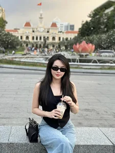 Nam Dinh Plastic Surgery Sensation Shares Gorgeous Christmas Photoshoot - image 0