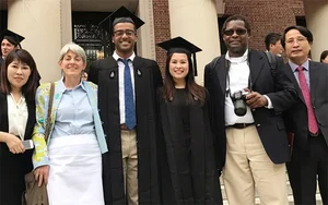 Vietnamese Tiger Mom Raises Two Harvard Graduates with Discipline - image 0