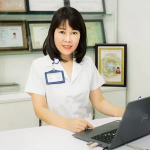 Vietnamese Tiger Mom Raises Two Harvard Graduates with Discipline - image 4