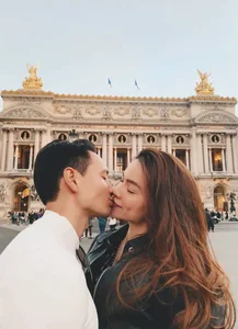 Vietnamese Celebrity Update: NSND Viet Anh on Late Fatherhood and Cong Ly's Health - image 43