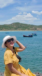 Vietnamese Celebrity Update: NSND Viet Anh on Late Fatherhood and Cong Ly's Health - image 15
