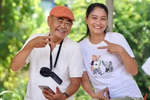 Vietnamese Celebrity Update: NSND Viet Anh on Late Fatherhood and Cong Ly's Health - image 3