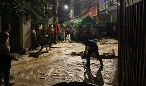 Nighttime Chaos: Detailed Scenes from the Nui Truc Mud Eruption Site - image 1