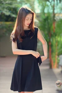 Jun Vu: Celebrating the Power of a Smile and True Inner Beauty - image 13