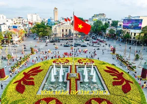Top 10 Most Popular Travel Destinations in Vietnam for Lunar New Year (Tết) - image 1