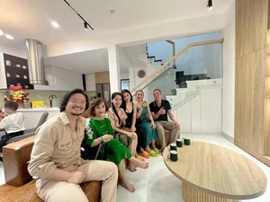 Young 23-Year-Old Star Gifts Parents a Multi-Billion Luxury Home - image 1