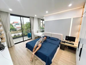 Young 23-Year-Old Star Gifts Parents a Multi-Billion Luxury Home - image 0
