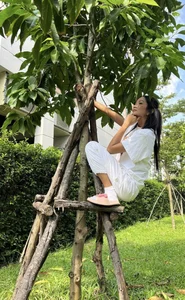 H'Hen Nie: Overcoming Unfair Criticism and Embracing Her Authentic, Strong Beauty - image 11