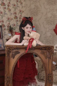 Contemporary Aesthetics: YiTuYu Art Language Vol.5978 Featuring Xiao Duo Duo Yao Bao Fu - image 7