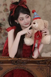 Contemporary Aesthetics: YiTuYu Art Language Vol.5978 Featuring Xiao Duo Duo Yao Bao Fu - image 6
