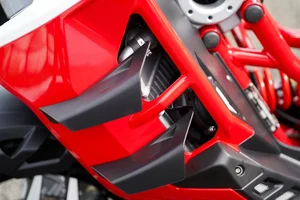 Italjet Dragster 300: The Italian 'Super Scooter' Makes Its Debut in Vietnam - image 2