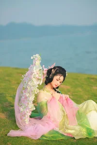 YiTuYu Art Language Vol.9810: A Deep Dive into Model 6161's Portfolio - image 45
