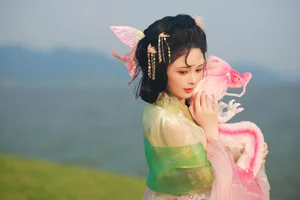 YiTuYu Art Language Vol.9810: A Deep Dive into Model 6161's Portfolio - image 3