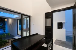 Khanh House: A Modern Hoi An Townhouse Blending Nature and Heritage - image 12