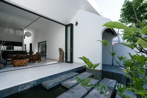 Khanh House: A Modern Hoi An Townhouse Blending Nature and Heritage - image 2