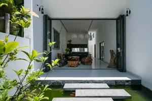 Khanh House: A Modern Hoi An Townhouse Blending Nature and Heritage - image 6