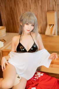 Stunning Cosplay Photoshoot of nanaqiQAQ in Mainz - image 15