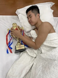 Military Badminton Star Le Duc Phat Dominates Olympic Stage - image 4