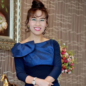 Ageless Elegance: Inside the Stunning Lives of 4 Wealthy Vietnamese Women over 50 - image 2