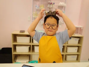 Vietnamese Celebrity Kids Capture Hearts with Hilarious Facial Expressions - image 3