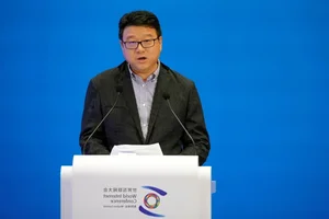 Top 10 Richest Billionaires in China and Their Business Empires - image 6