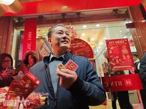 70-Year-Old Man’s 14-Year Gold Investment Strategy Leads to Dream Estate - image 0