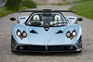 The Third Evolution of the Legendary Pagani Roadster S Zonda Cervino Hypercar - image 7