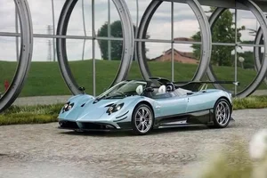 The Third Evolution of the Legendary Pagani Roadster S Zonda Cervino Hypercar - image 6