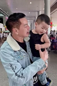 Actor Quang Minh Registers Marriage with Partner 37 Years Younger - image 4