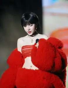 LyLy's Captivating Beauty: Trấn Thành's New Muse Steals Hearts - image 9