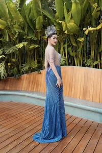 Le Au Ngan Anh’s Clever and Elegant Maternity Red Carpet Fashion - image 7