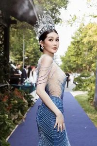 Le Au Ngan Anh’s Clever and Elegant Maternity Red Carpet Fashion - image 8
