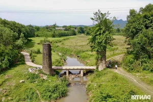 The 65km Aerial Railway: A 20th Century Engineering Marvel Linking Vietnam and Laos - image 9
