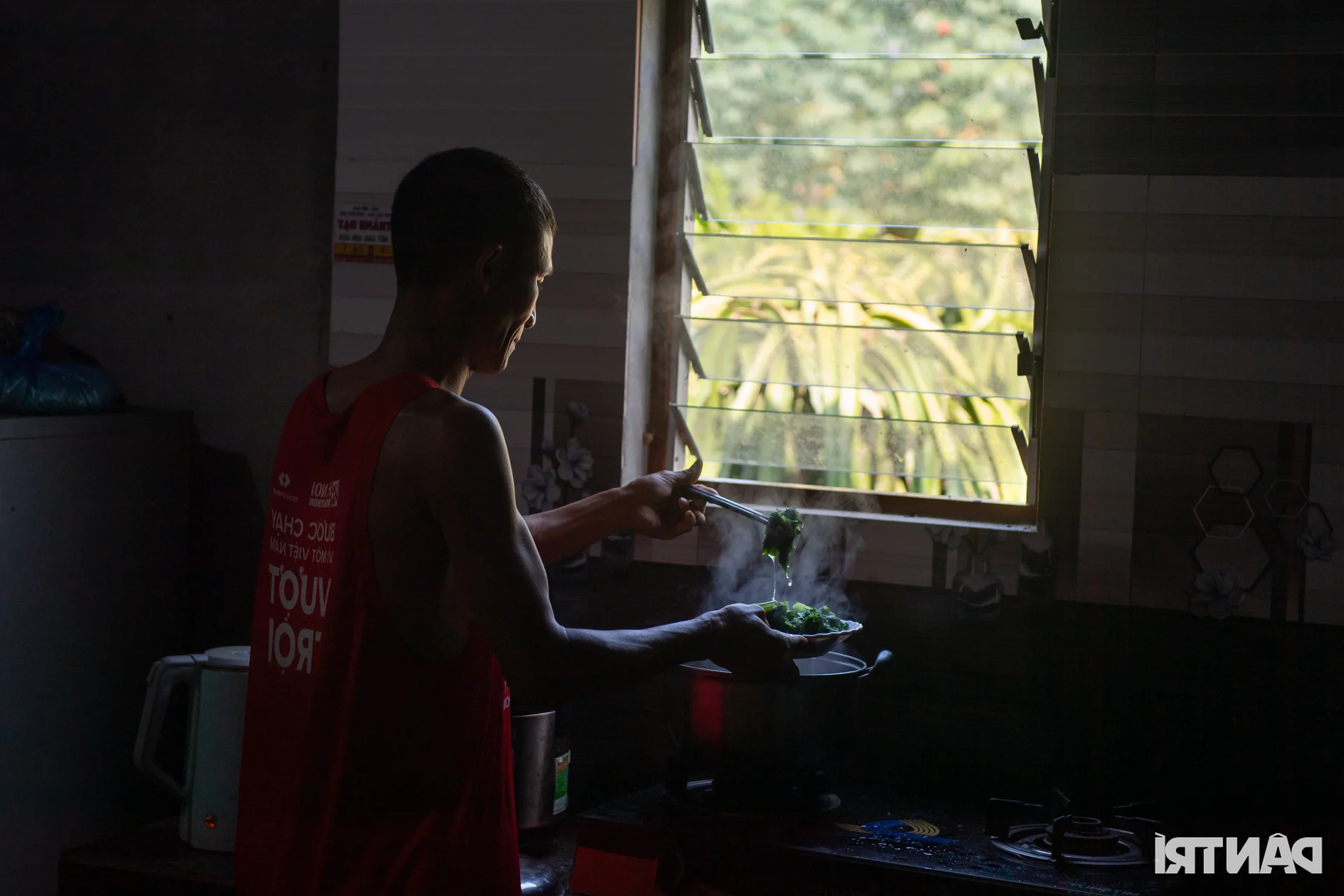 The Farmer's Marathon Dream: Chasing Glory on the Vietnamese Running Circuit
