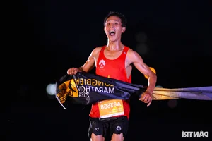 The Farmer's Marathon Dream: Chasing Glory on the Vietnamese Running Circuit - image 5