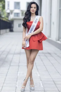 Bui Quynh Hoa Shines Alongside Miss Universe Vietnam Runners-Up - image 3